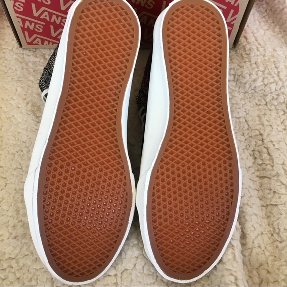 NWT Vans Sk8-Hi Slim Zip Leather, W6.5 - Picture 5 of 8